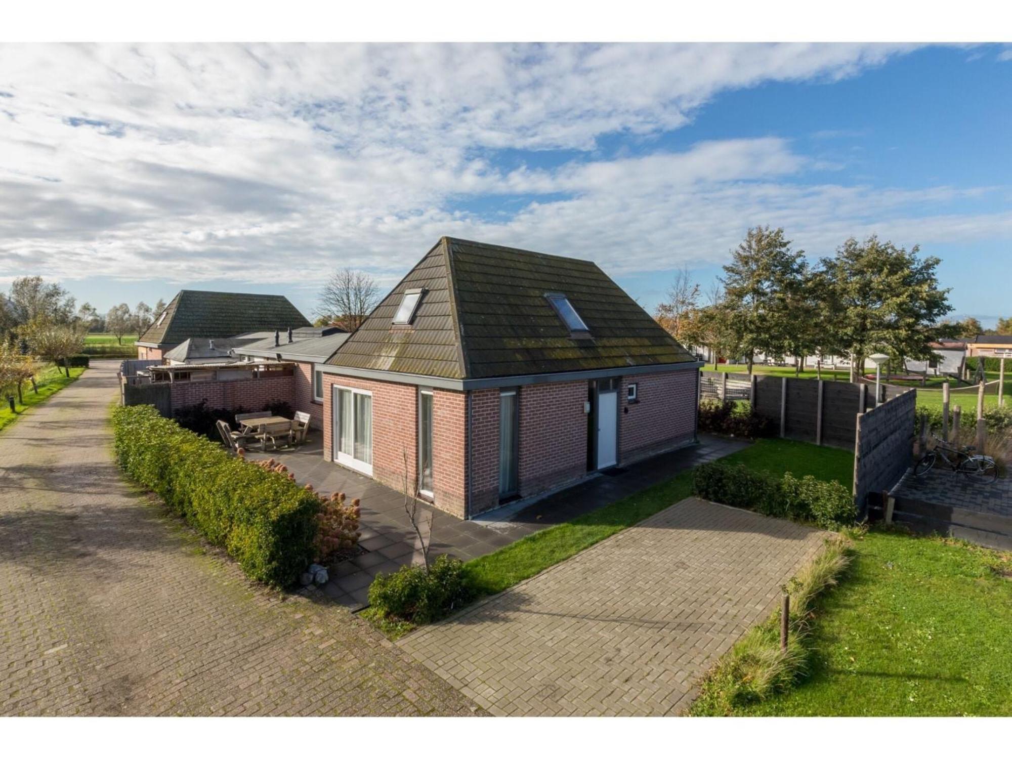 Family House On A Small Park With A Large Playing Field Serooskerke  Eksteriør bilde